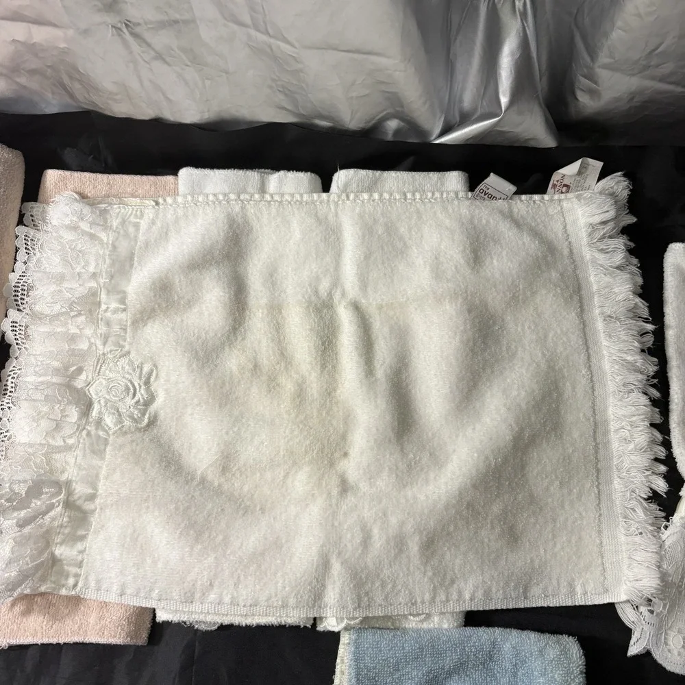 Lot of 9 Vintage 1970s Martex Cannon‎ Avanti Hand Towels Wash Clothes Pink White